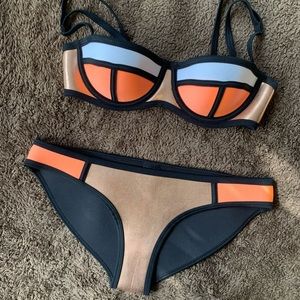 Triangl Bikini Set
